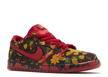 Load image into Gallery viewer, Nike SB Dunk Low The Wizard of Oz Poppy Field
